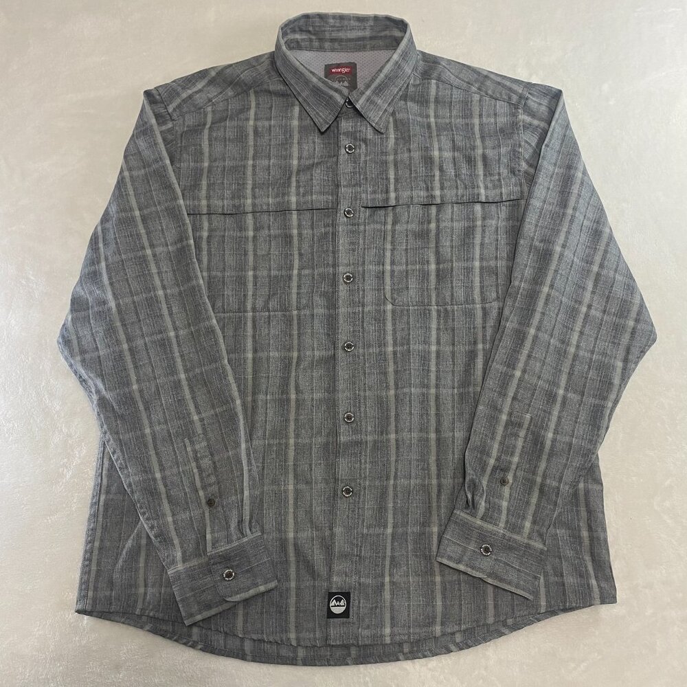 Wrangler Outdoor Series Mens L Button Up Shirt Gray Plaid Regular Fit Mesh